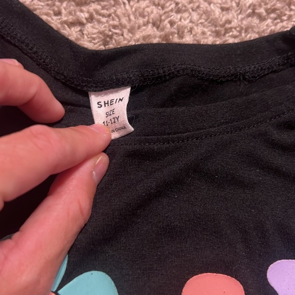 VEUC worn 1x 10/12 preppy smiley daisy girls tshirts - Picture 7 of 9